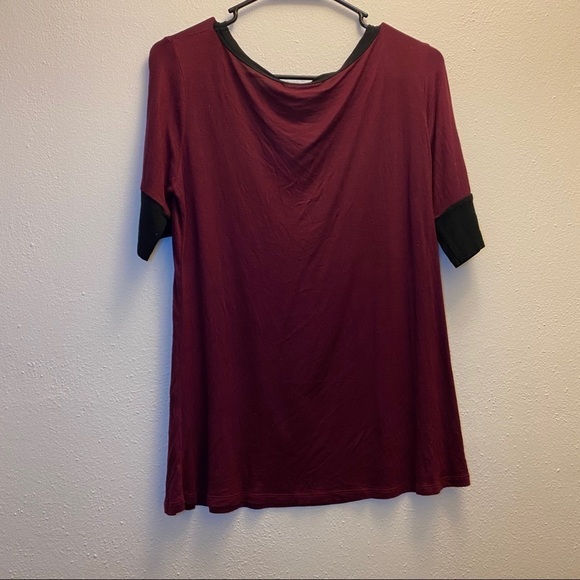 Filly Flair Maroon Black Trim Blouse Size Small - Picture 5 of 8